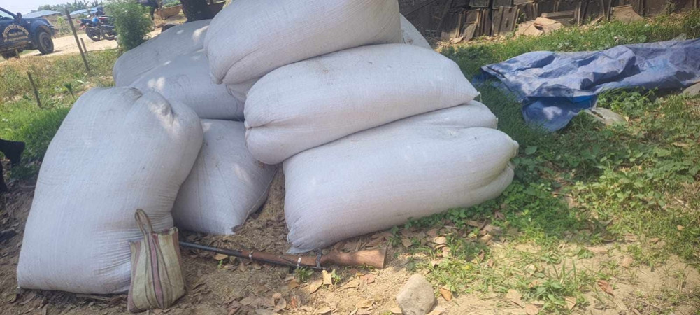 Two loaded guns recovered from Siraha