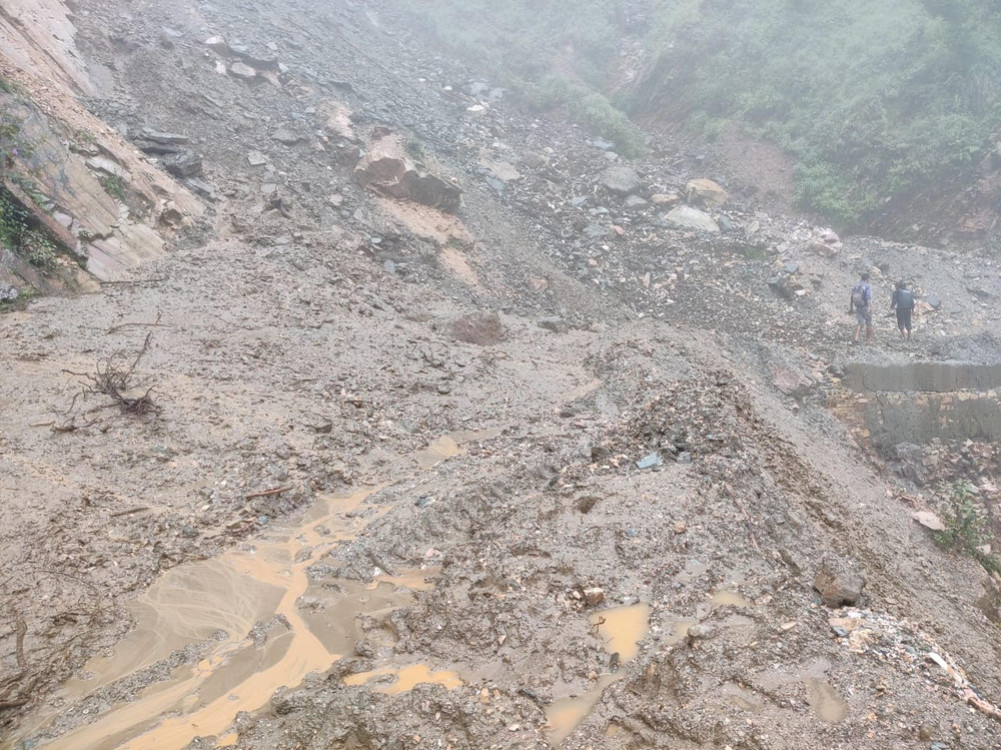Darchula-Gokuleswar road: Landslide blocked Terchalek Ranebash section