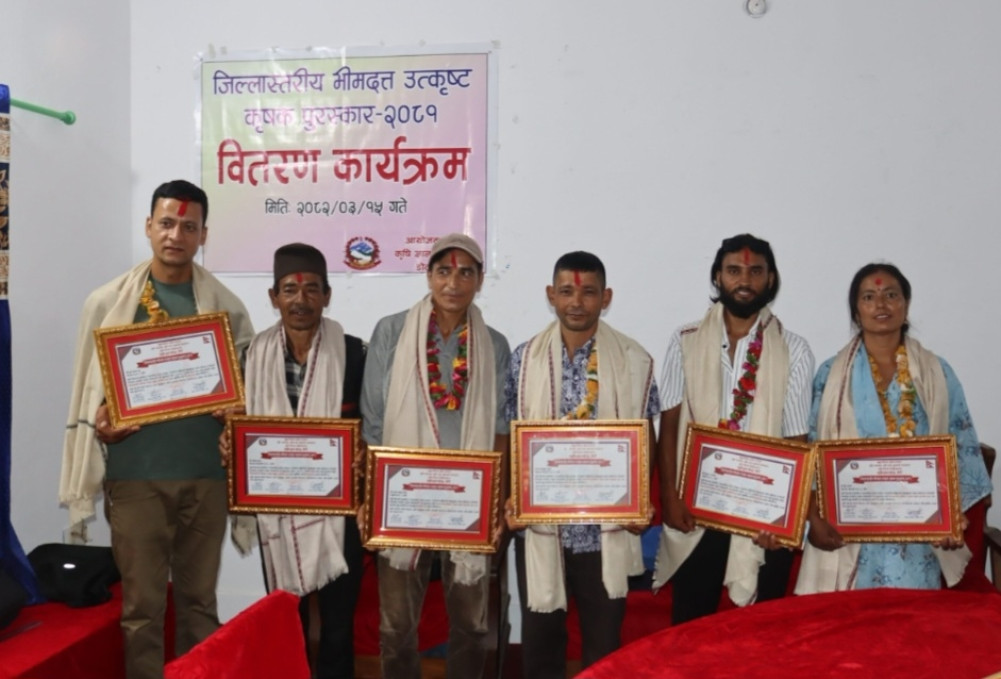 6 farmers honored in Doti