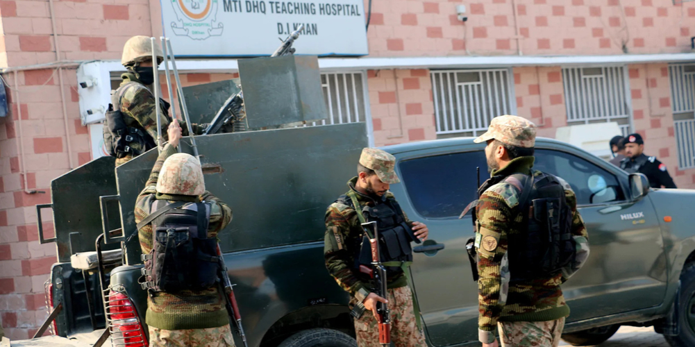 18 killed, 32 injured in terrorist attack in Pakistan