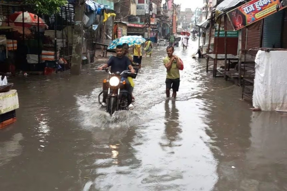 Incessant rains in India too: 'Red Alert' in Bihar, border areas at risk