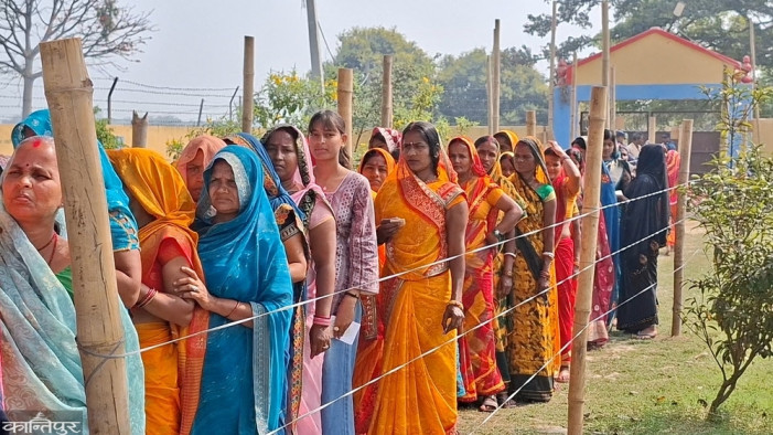 Peaceful voting continues in Siraha, turnout drops to 30 percent by 11 am