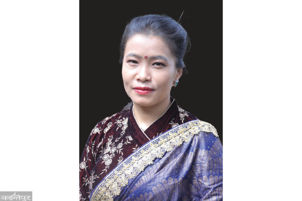 Devi Gharti Magar receives Best Folk Singer Award