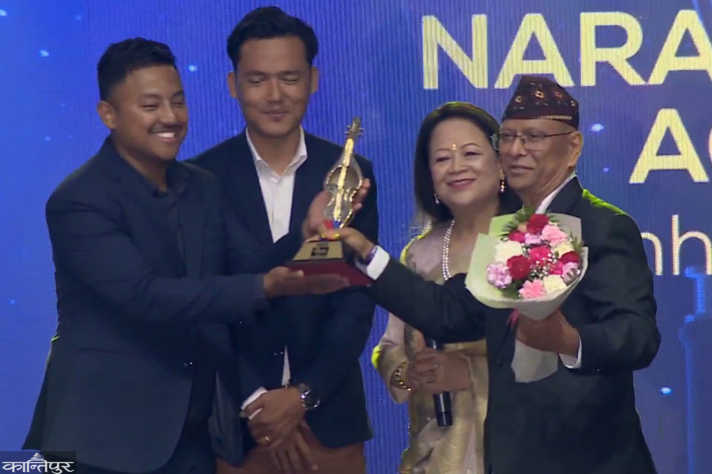 Best Lyricist Award to Narayan Kumar Acharya