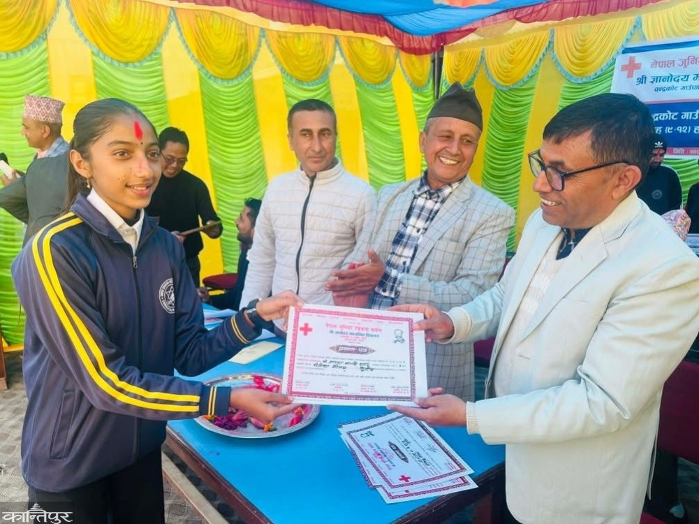 Ritika gets a four GPA for the first time from Sharda Secondary School