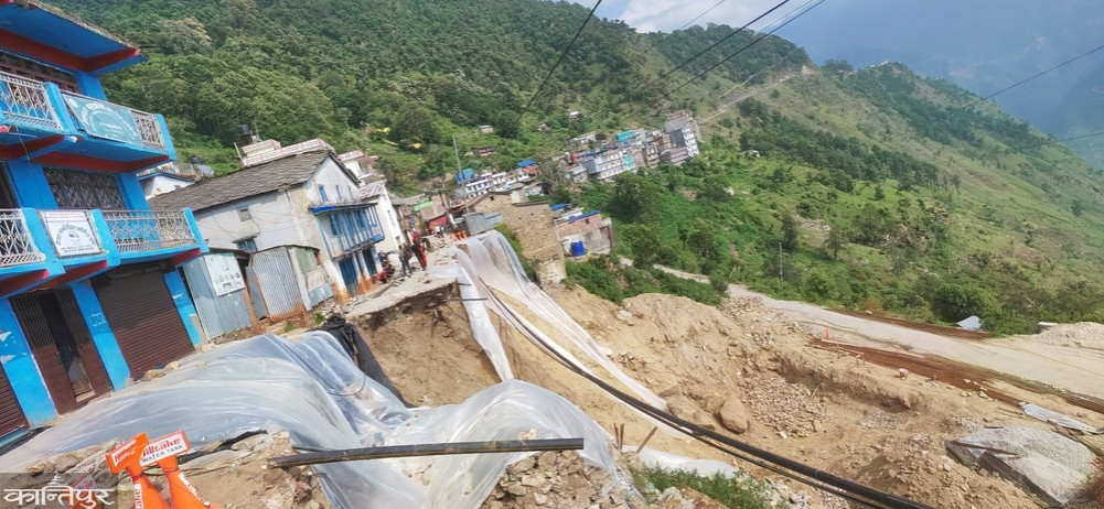 9 houses in Manma Bazaar at high risk of landslide due to city-caused disaster