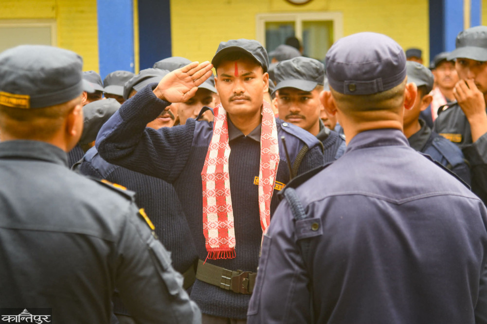 1.5 lakh election police officers return home after conducting peaceful elections