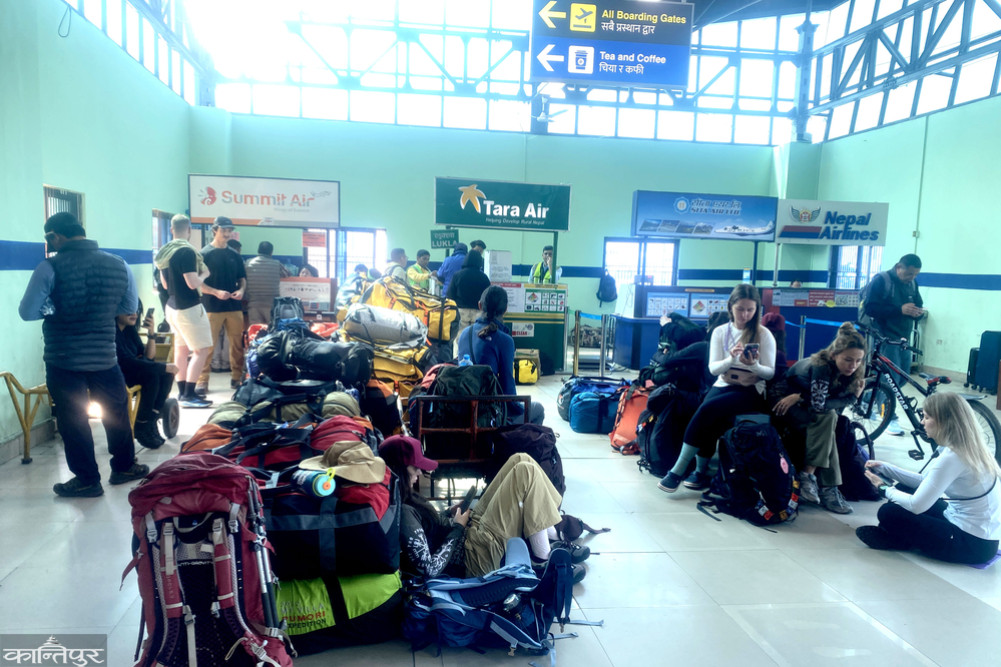 Domestic flight passengers decrease as fuel prices soar