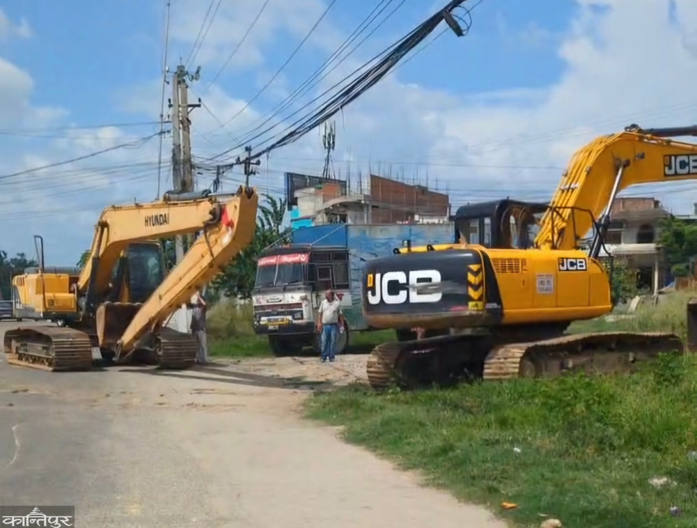 Work to remove encroached structures in Birgunj halted after locals obstruct, stakeholders in efforts to find a solution
