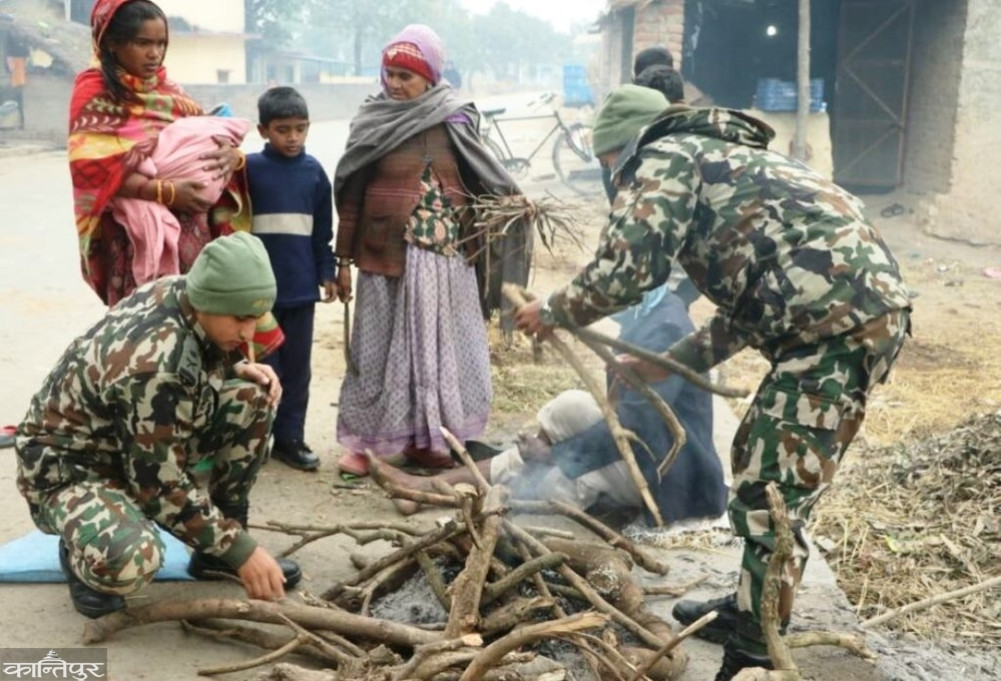 Cold wave hits: Workers worried about lighting stoves