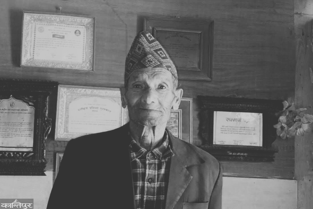 Doti's first journalist and senior litterateur Malla passes away