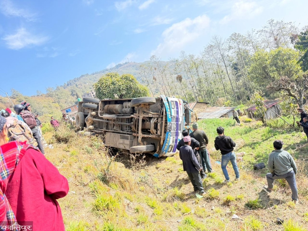 Bus accident in Trishule, Dhankuta: 6 injured