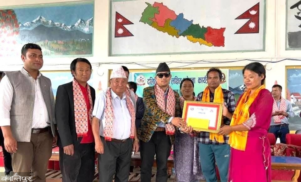 11 couples from Athraitriveni honored for Dalit-non-Dalit marriages