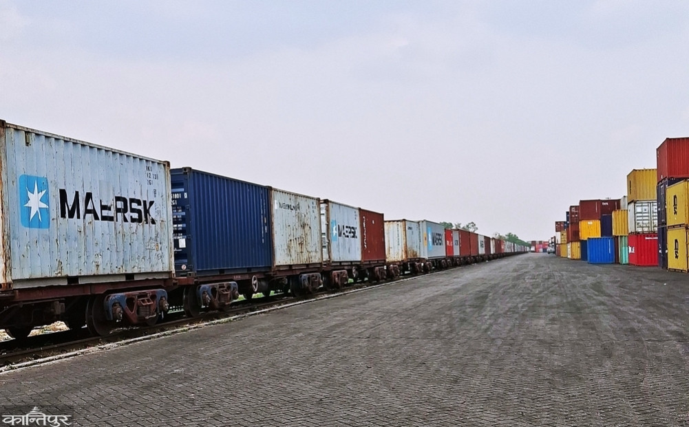 Paddy and maize imports from Birgunj border decrease, rice, wheat and kanika increase