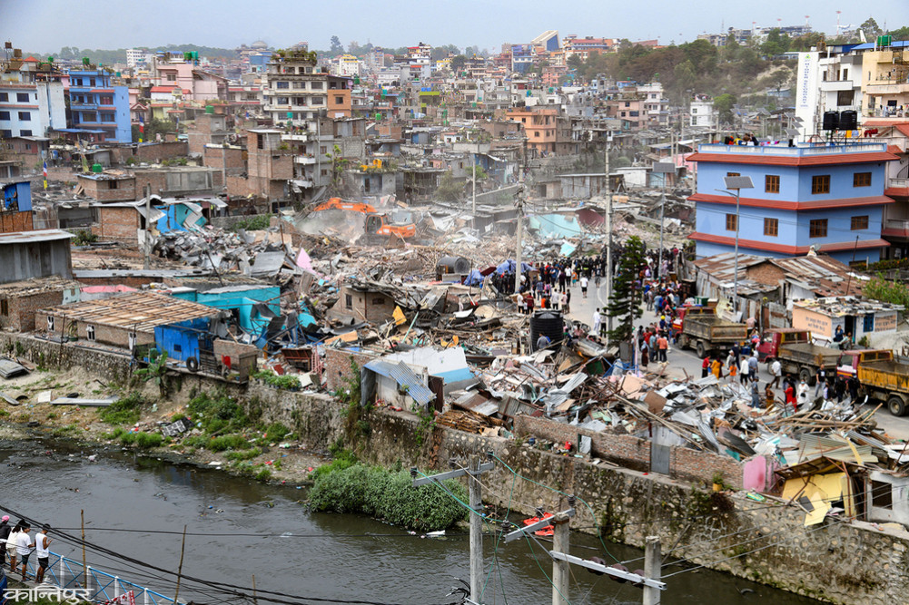 Slum dwellers in Thapathali, Gairigaun and Shantinagar in Kathmandu evacuated, 144 families in contact with government