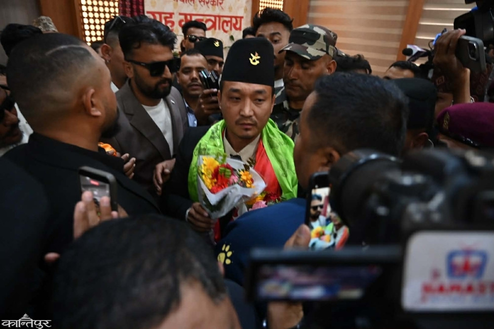 There is zero tolerance for corruption, if someone asks for a bribe, they will not be left alone: Home Minister Gurung