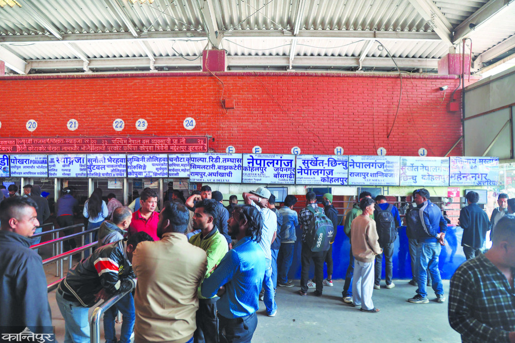 350,000 passengers left Kathmandu Valley in 8 days