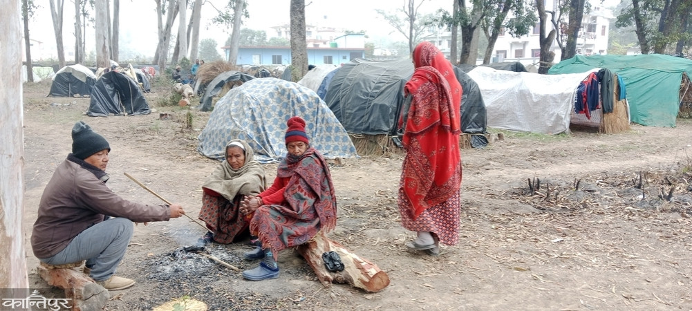 The pain of the displaced: Living under tents in the bitter cold