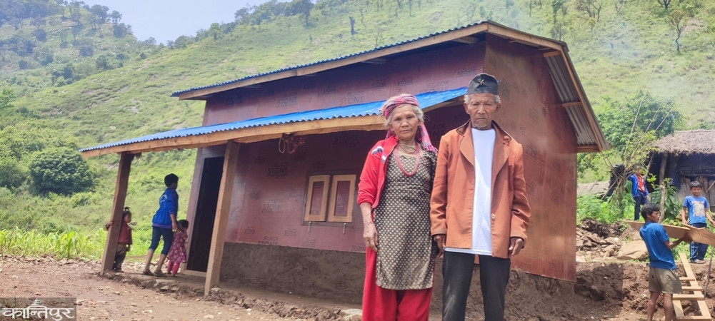 Dhansingh Chepang's house has been washed, but the water pressure remains the same
