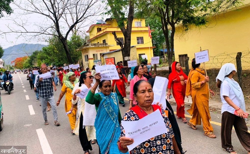 Sukum residents in Dang continue to protest today