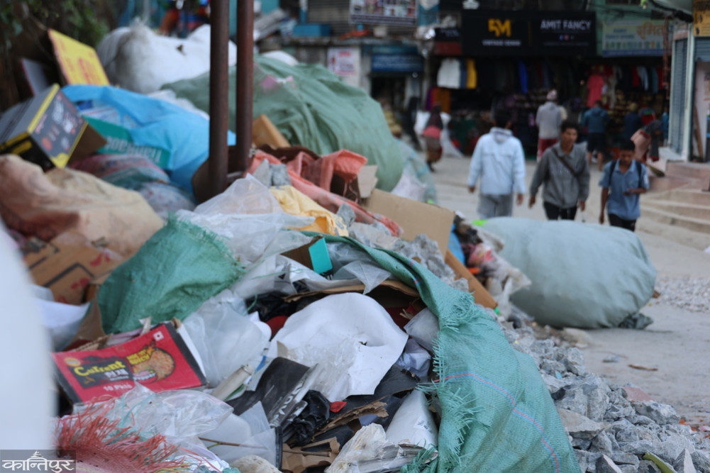Garbage from the district headquarters has not been collected for four months