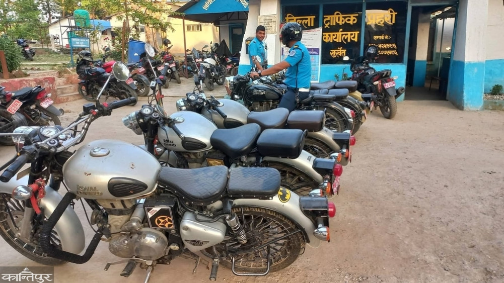 Modified motorcycles under police control