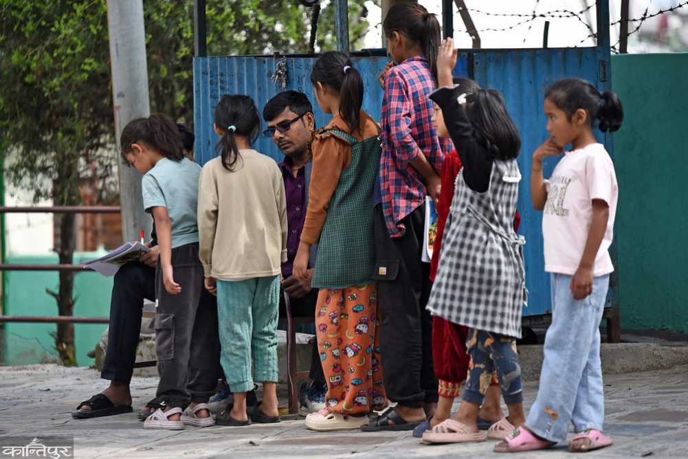 Children from the Holding Center started going to school, happy to be able to stand in the school yard