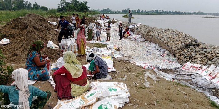 Normal rains cause damage to embankment worth Rs 50 million, residents of Kutiakbar in panic again