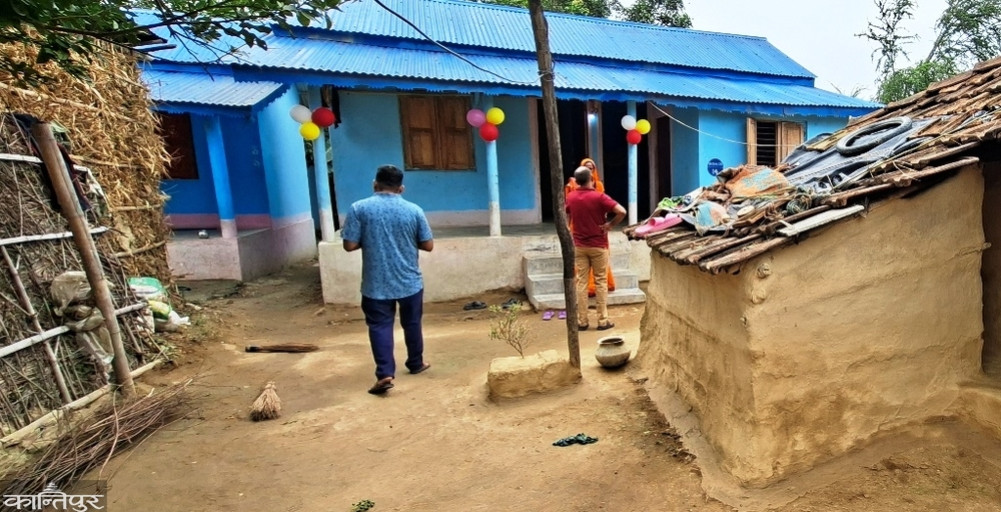 20 squatter families from Musahar community in Lahan get permanent houses