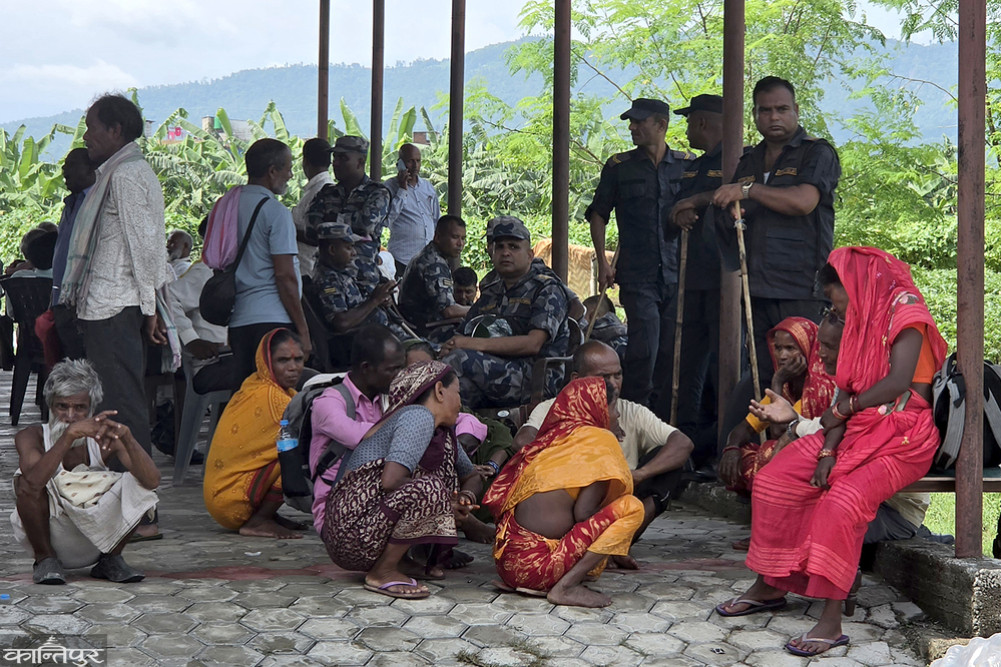 Meter bill victims waiting for Home Minister for talks