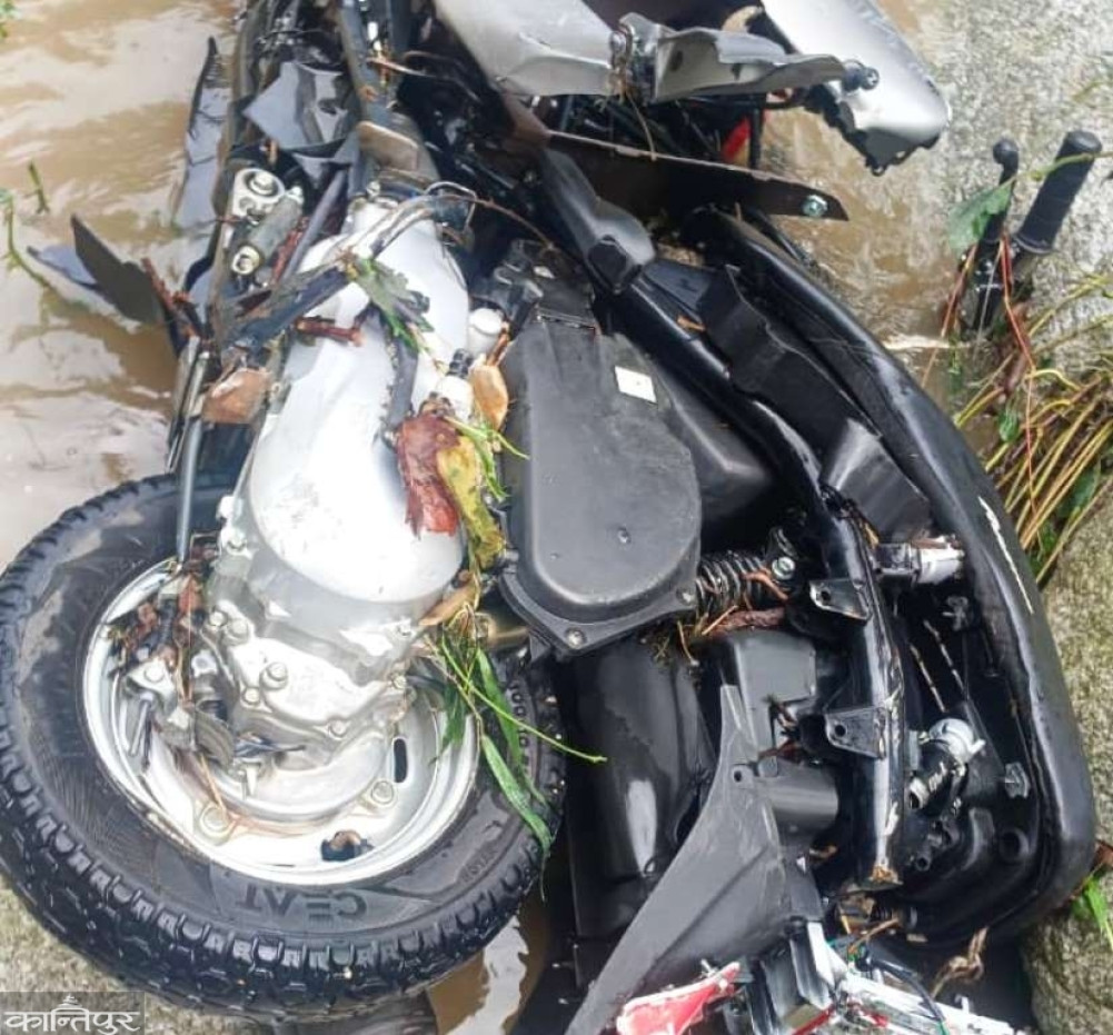 Scooter swept away by Simkhola found, driver still missing