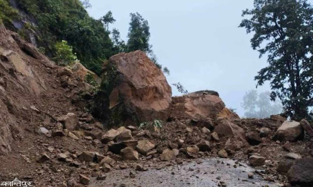 Kanti Lokpath blocked due to landslide