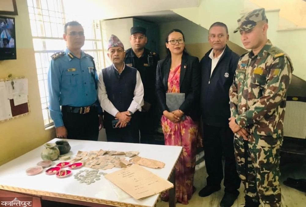 Archaeological jewels kept by police during armed conflict returned to Kapilvastu Museum