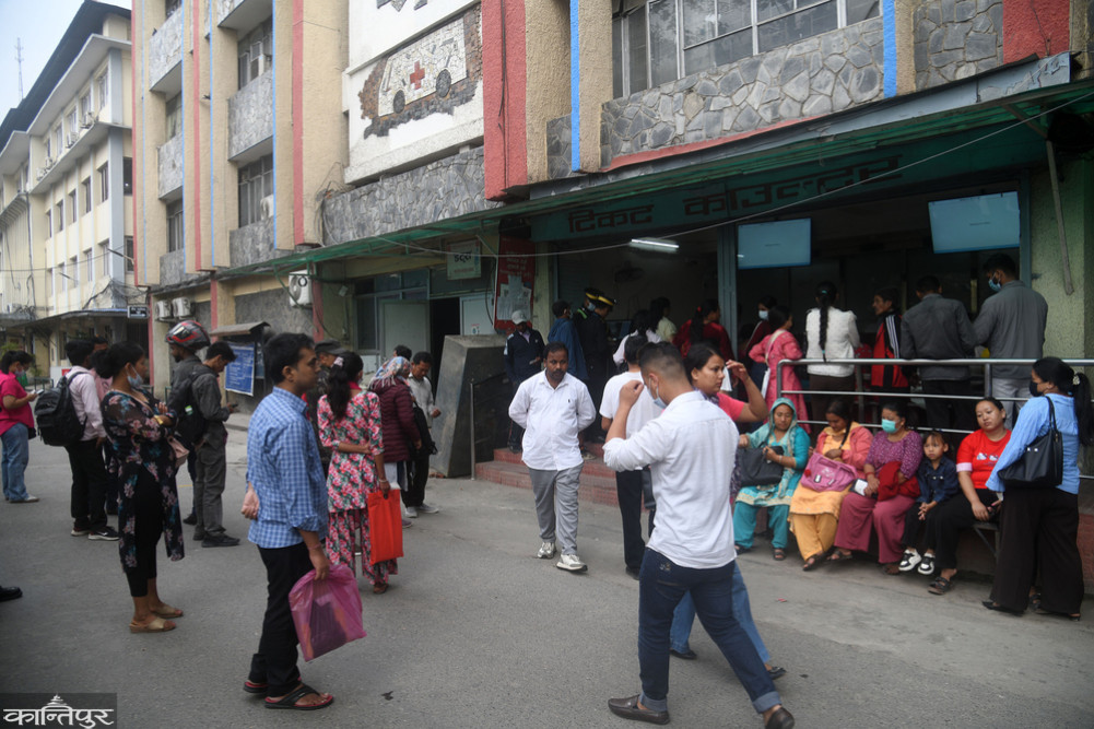 Let's treat at Veer Hospital first.