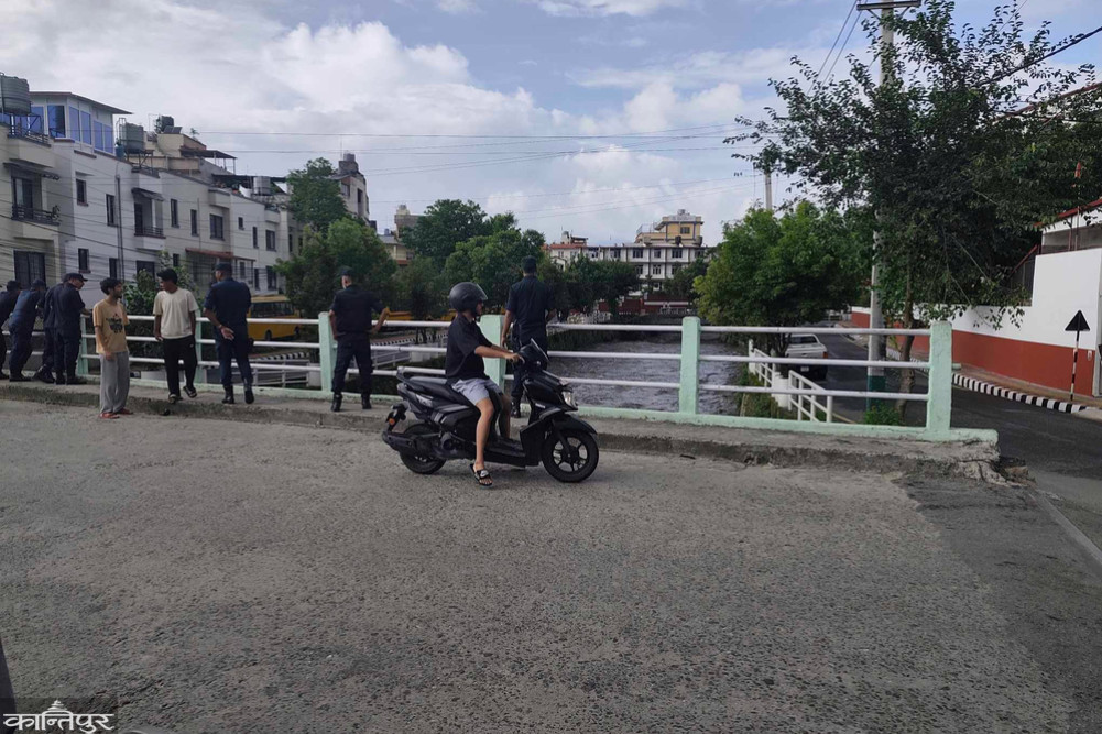 Search continues for the person who jumped into the Dhobikhola from Rato Pul