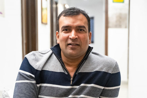 Santosh Sah in legal trouble: Where did the mistake happen in the purchase of a restaurant worth 22 million?