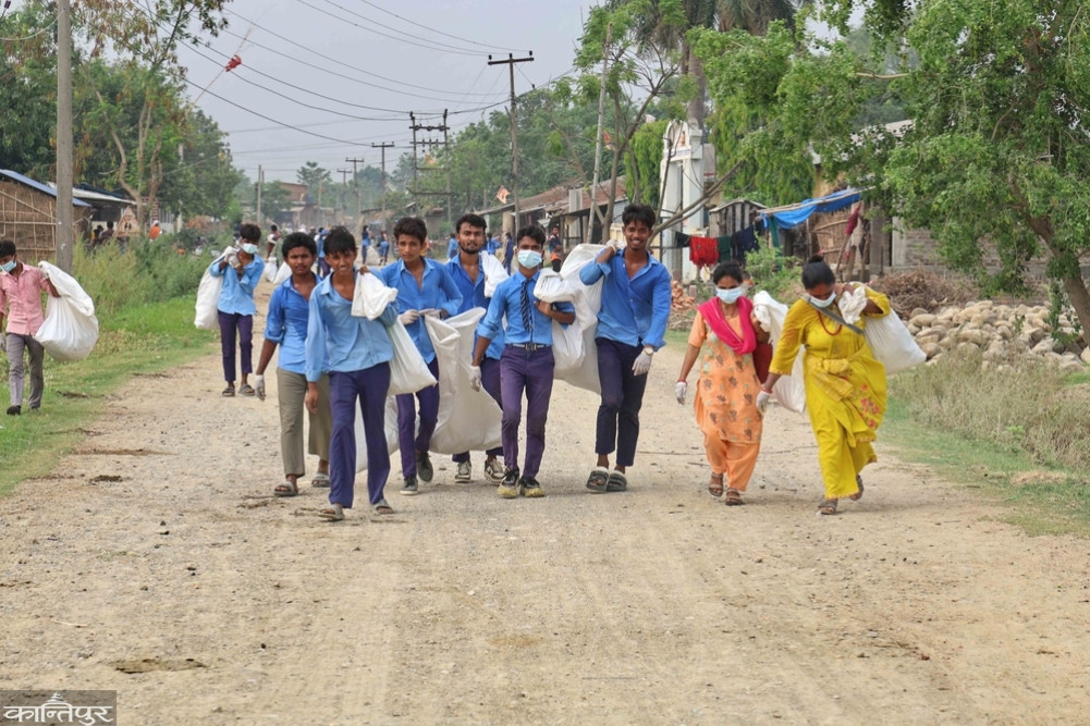 10,000 reward for collecting 94 kg of garbage in one hour in Kapilvastu