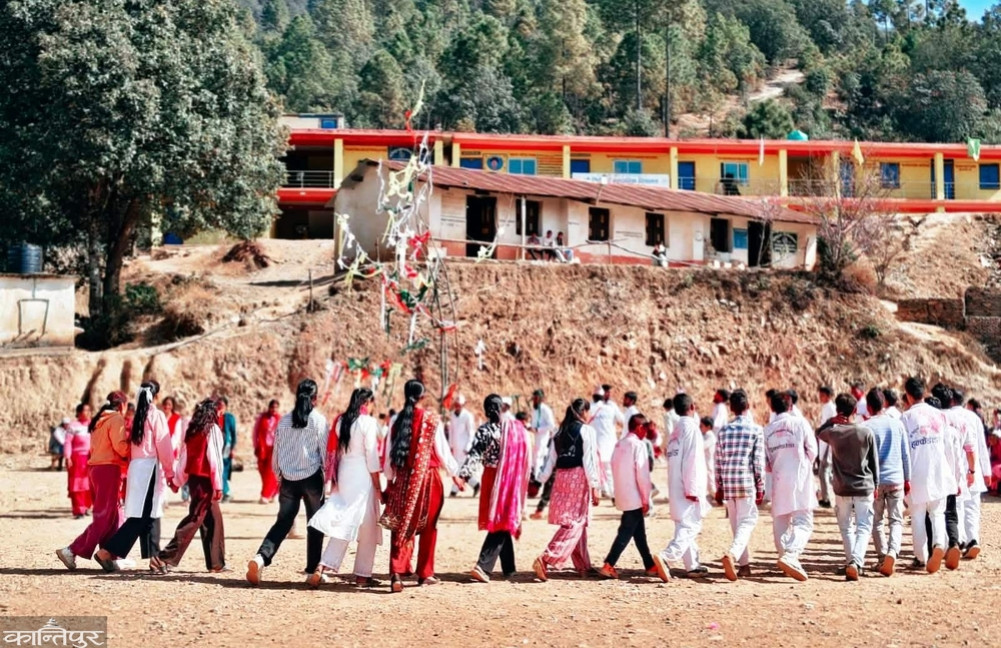 Earning money at school by playing Holi