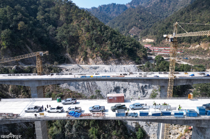 Two people, including an engineer, die in a pickup accident on a fast track