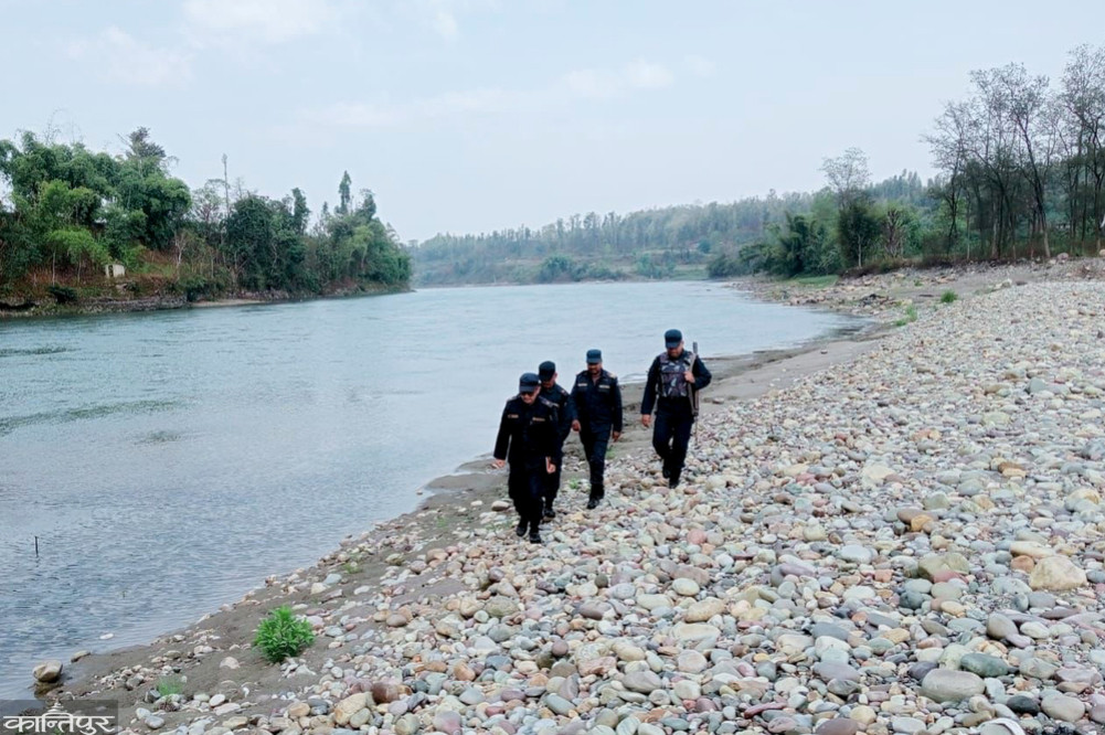 Woman and children missing, police searching