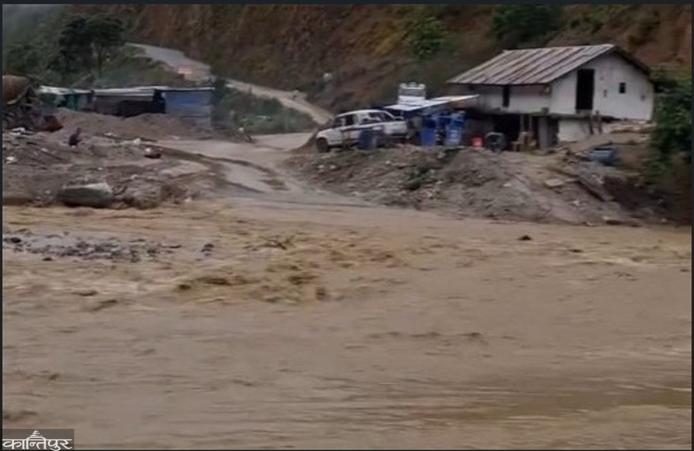 Floods and landslides block roads including the Tamor Corridor