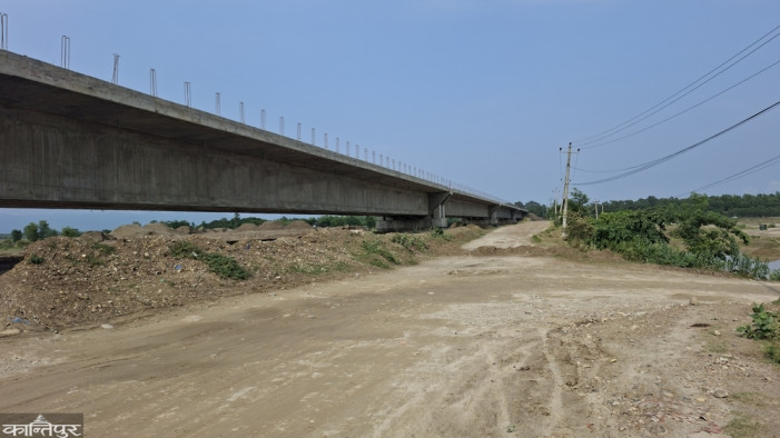 75 percent of the bridge construction completed, locals say, ‘The length should be 1,140 meters, not 700’