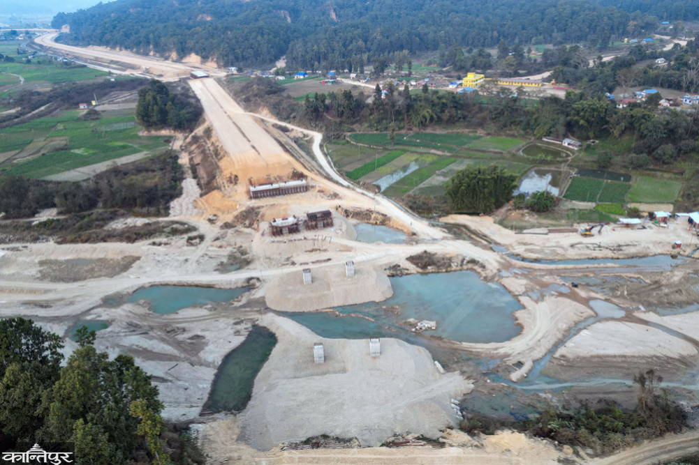 Major road infrastructure projects are facing budget problems