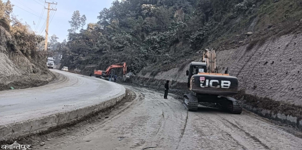 Construction of one-way slope road in Daunne completed