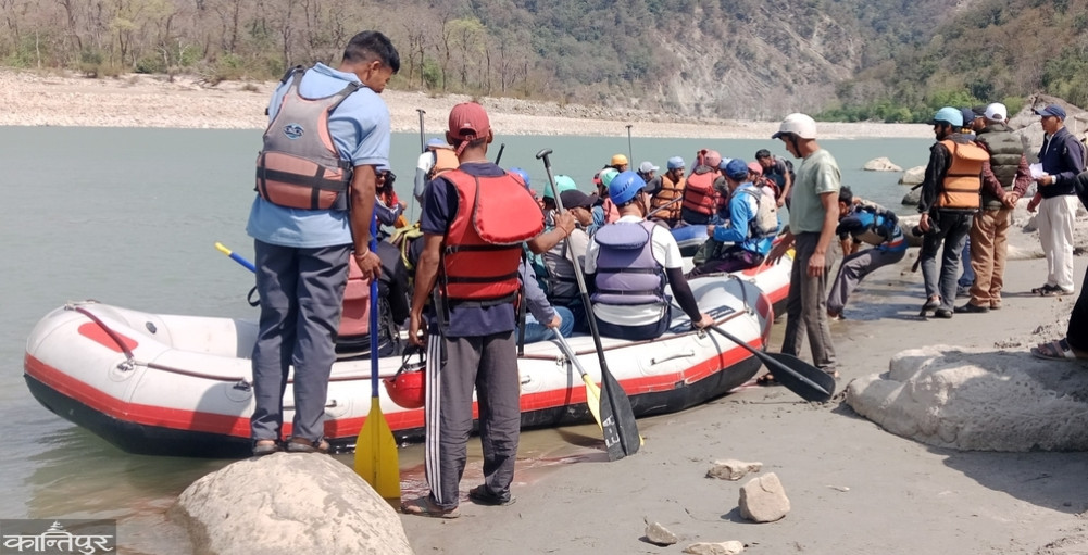 Commercial rafting begins on Mahakali River