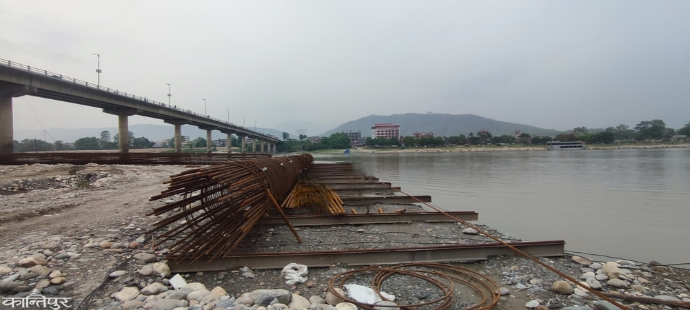 Narayani River begins to rise, but construction of Signature Bridge structure has not yet begun