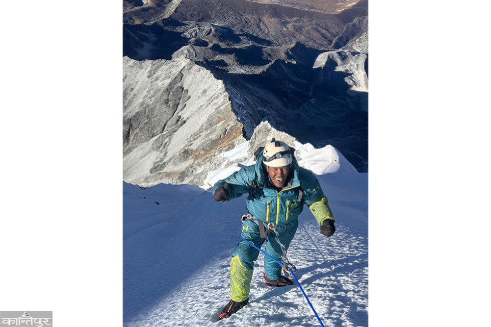 Padawa Sherpa prepares to climb Mount Everest for the 31st time