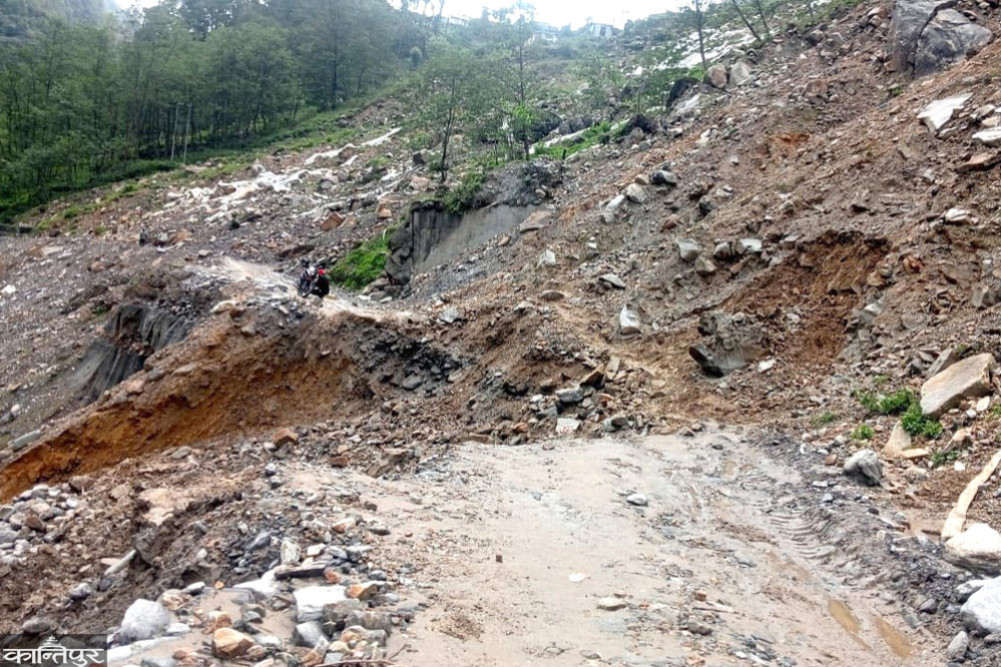 Four highways completely blocked, two in one-way operation