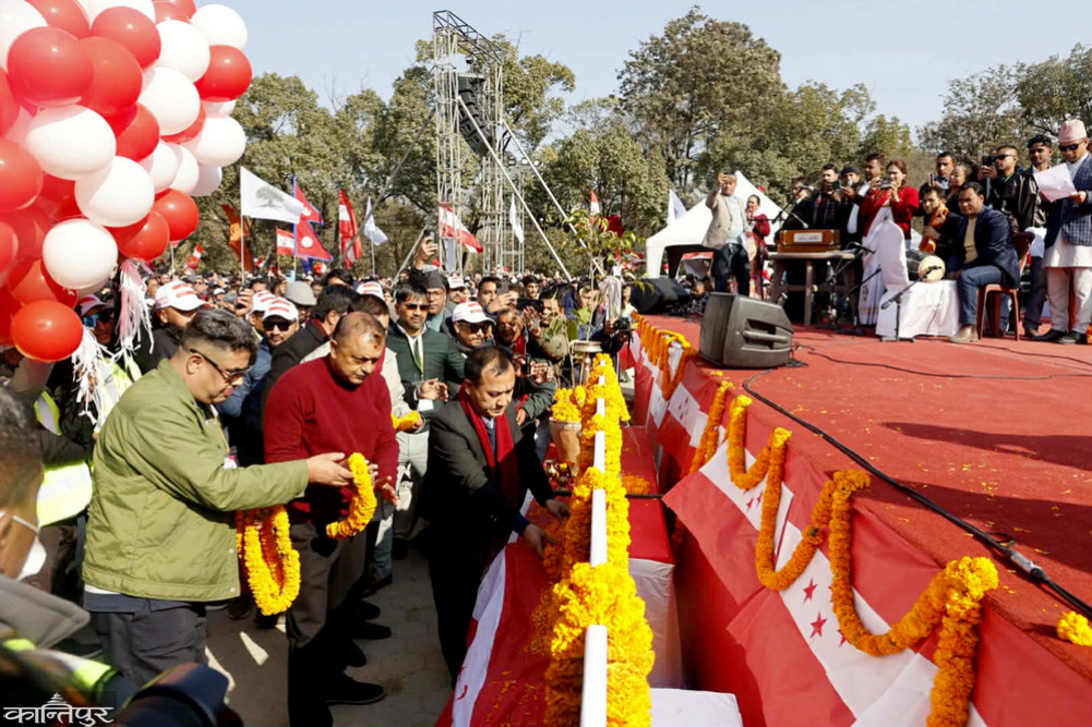 General Secretaries Gagan and Bishwaprakash inaugurated the Congress special general convention.