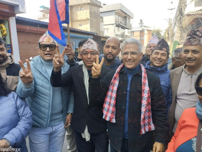 Ravindra Mishra arrives to register nomination